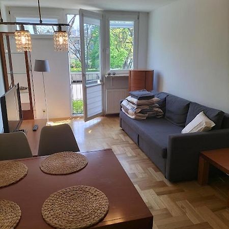 Golden Apartments/City Center/Grzyb 9 Варшава Екстериор снимка